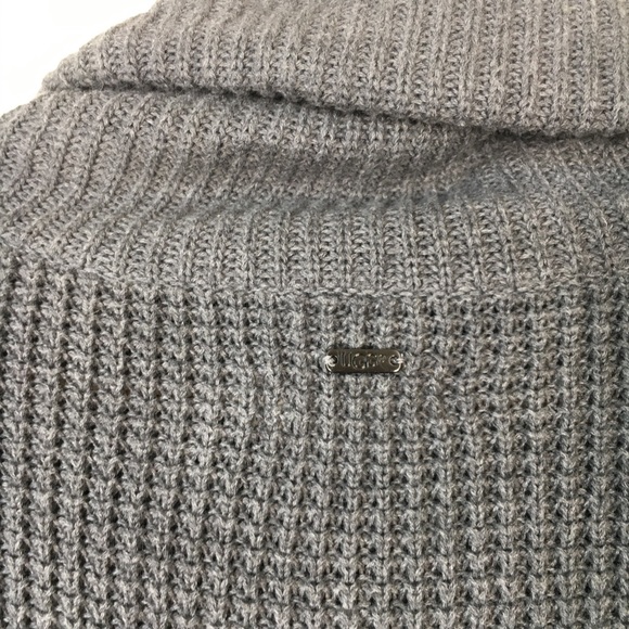 UGG Gray Selby Short Sleeve Cowl Neck Sweater - Picture 9 of 10